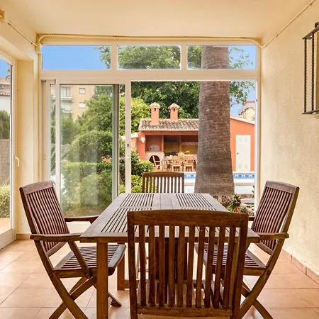 Villa Nova